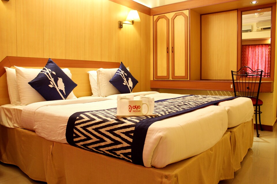 OYO 1228 Hotel Swagath, Majestic Bangalore, Bangalore