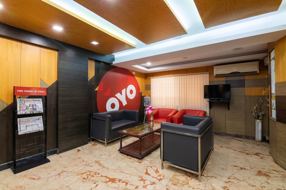 OYO 4439 Aura Inn, Rajajinagar Bangalore-II, Bangalore