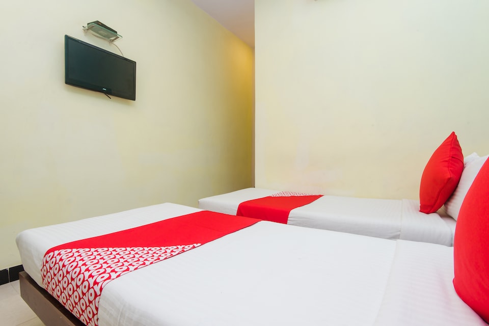 live on mum2340, Mumbai Chembur-Kurla-Ghatkopar, Mumbai