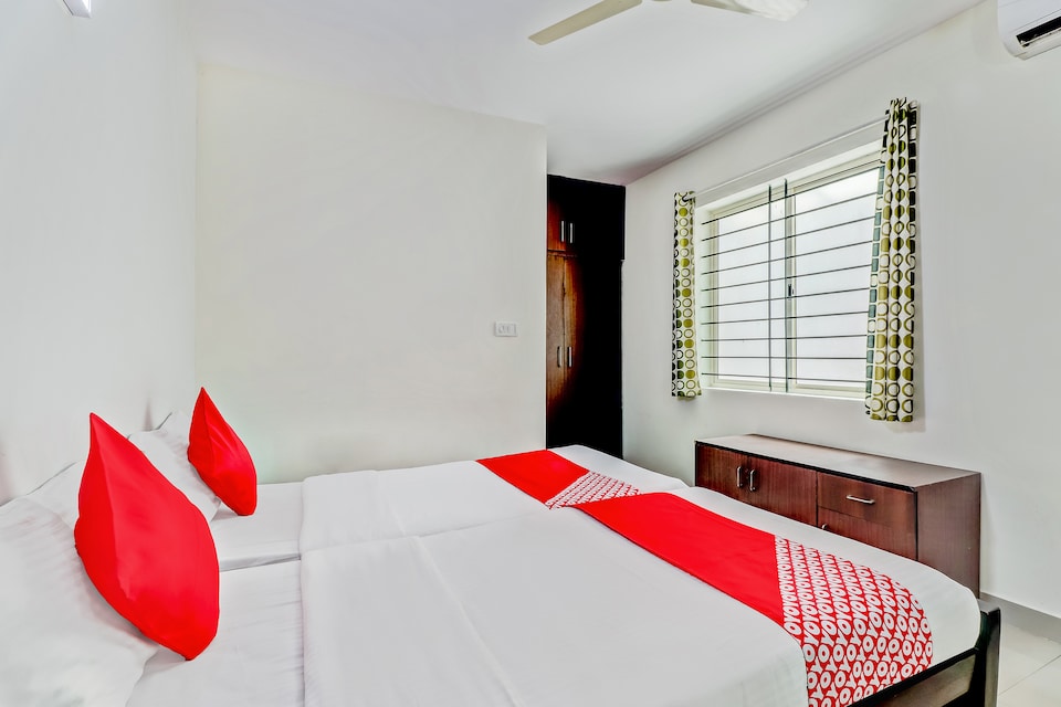OYO 1231 Roxel Inn, Indiranagar Bangalore-II, Bangalore