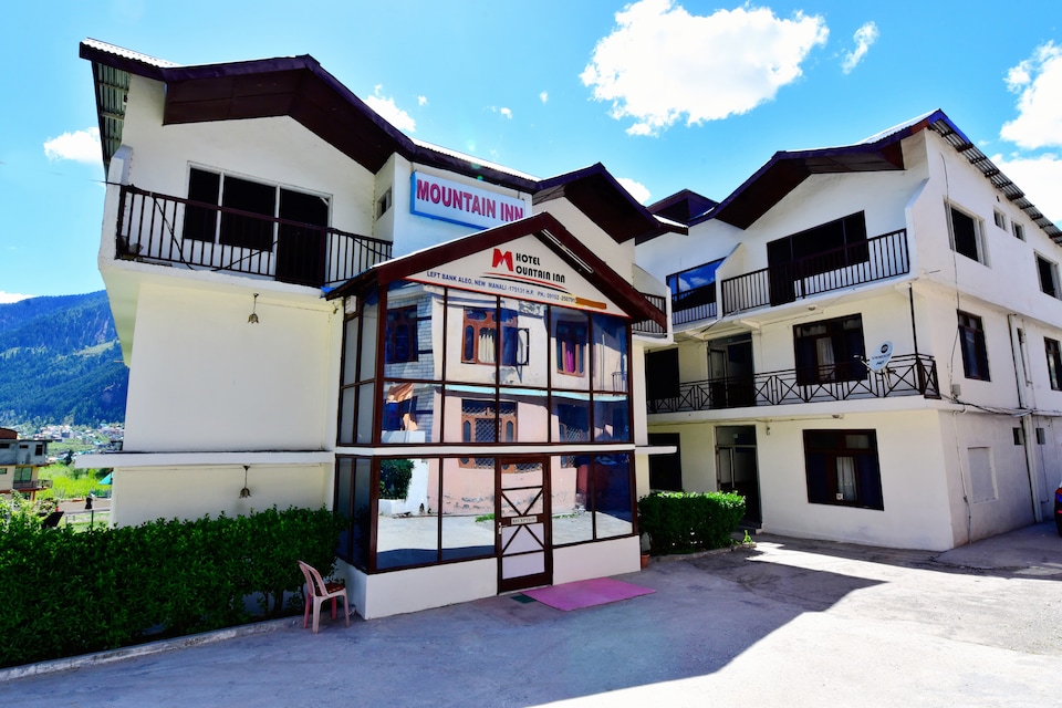 OYO Hotel 23891 Hotel Mountain Inn, Naggar Road, Manali