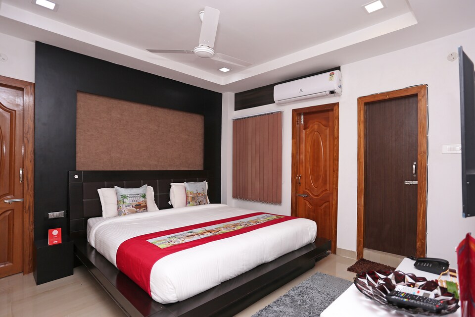 OYO 5566 The Blu Bell, Platan Bazar Guwahati, Guwahati