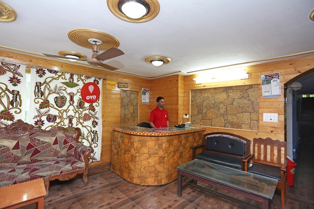OYO Flagship Hotel Palace Pahalgam