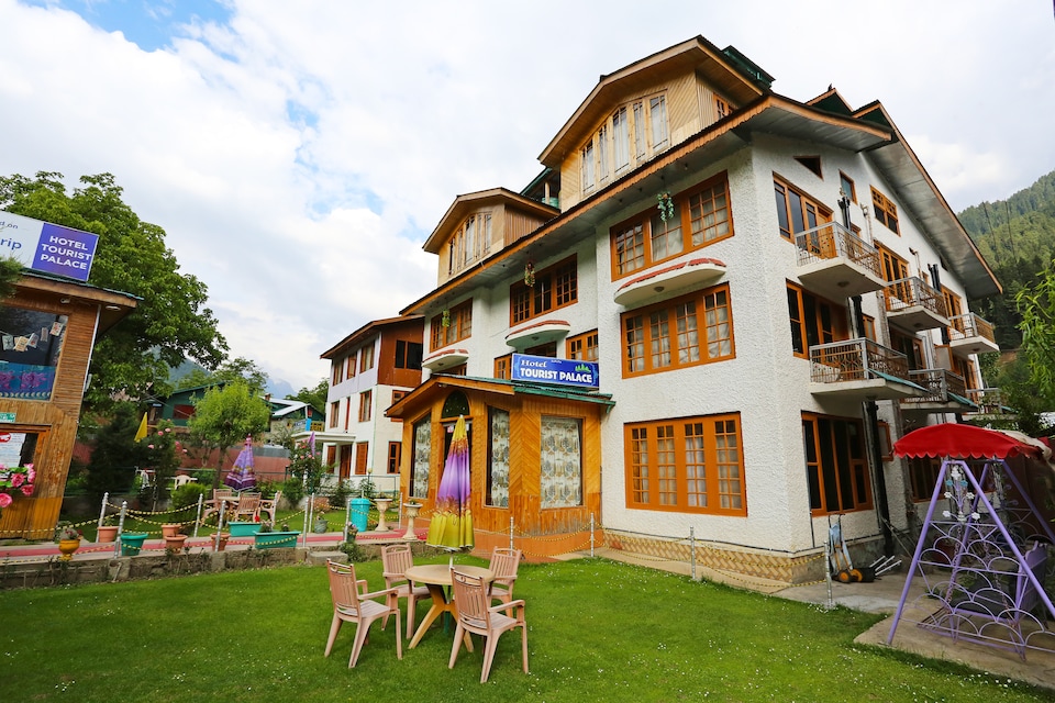 OYO 9084 Hotel Tourist Palace, Pahalgam, Pahalgam