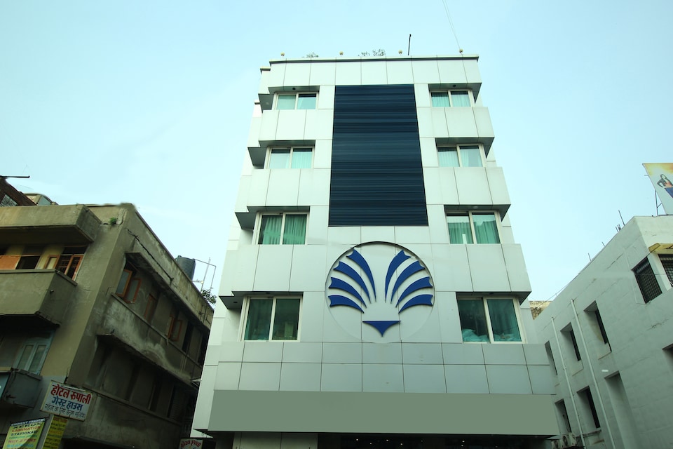 Live on AHM705, Ashram Road Ahmedabad, Ahmedabad