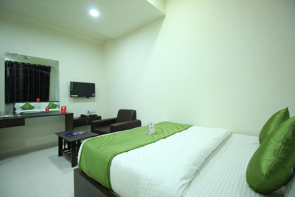 OYO 8993 Hotel Maher Inn, Ahmedabad Airport, Ahmedabad