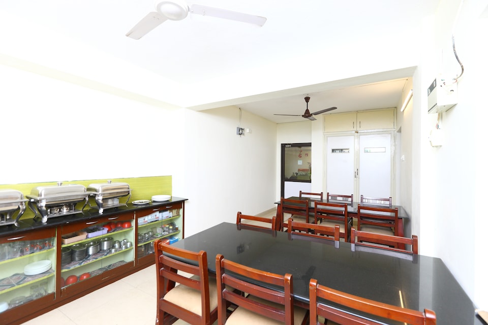 OYO Flagship 475 North Usman Road, T Nagar Chennai, Chennai