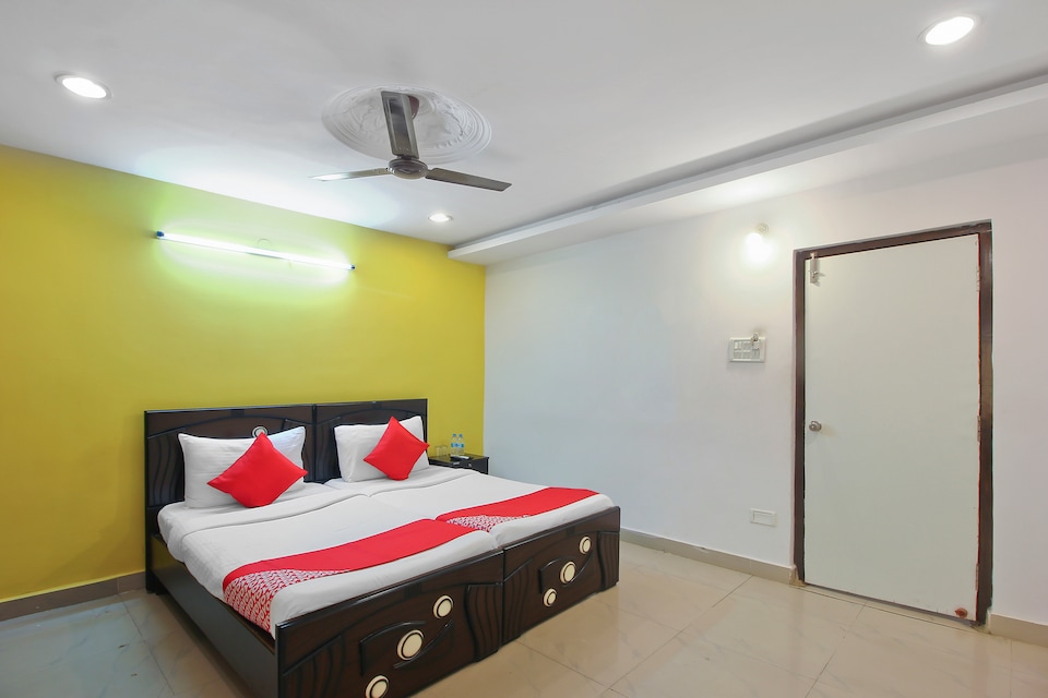 Live on New code HYD973, Banjara Hills, Hyderabad