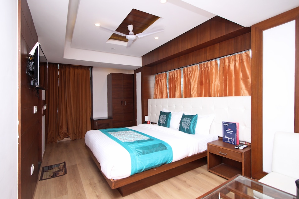 OYO 7253 Hotel Mayfield, Picture palace Mussoorie, Mussoorie