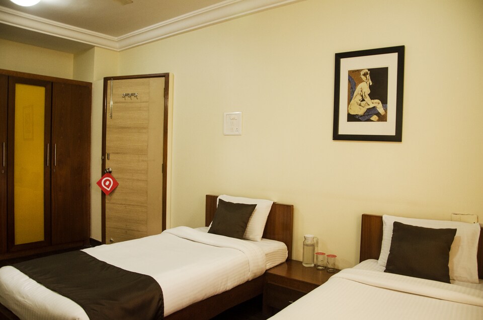 OYO Apartments 011 Mumbai Domestic Airport, Mumbai Bandra-Khar-Santacruz, Mumbai