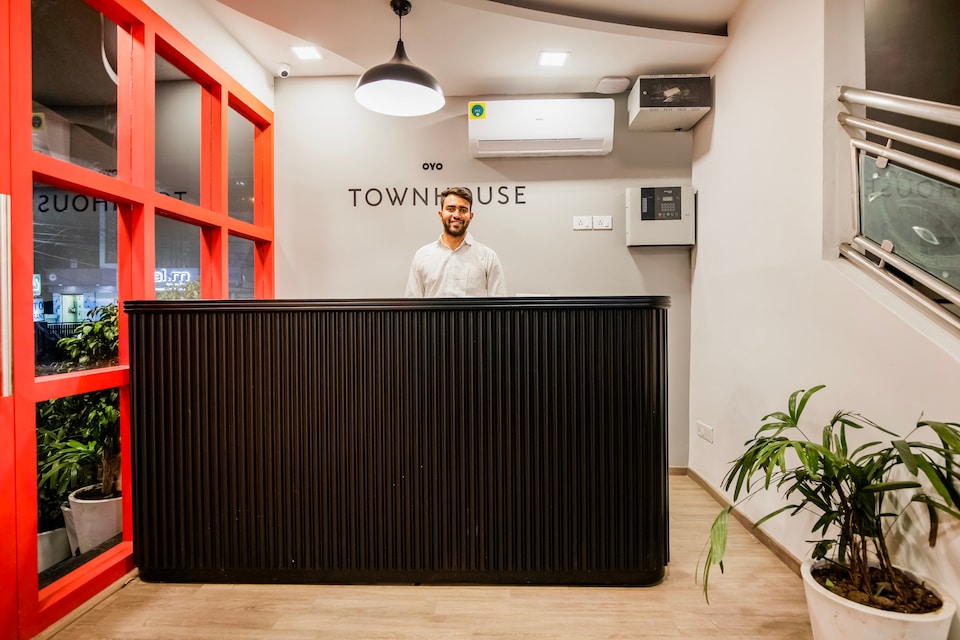 OYO Townhouse 345 Vijay nagar, Vijay Nagar Indore, Indore