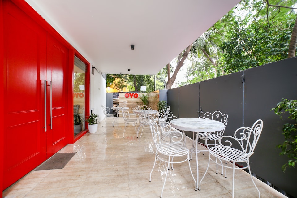 OYO Townhouse 328 Chakala Sahar Road, Mumbai International Airport, मुंबई