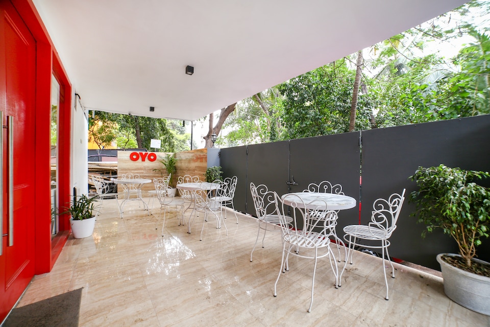 OYO Townhouse 328 Chakala Sahar Road, Mumbai International Airport, मुंबई