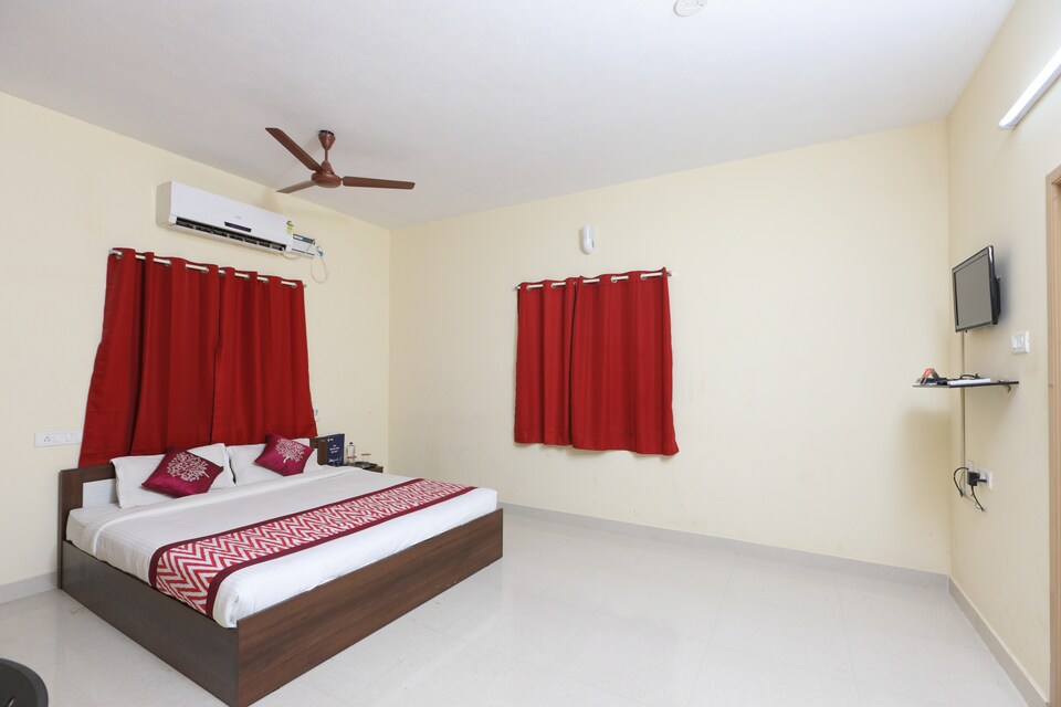 OYO 5281 The Cozee Stay, Porur Chennai, Chennai