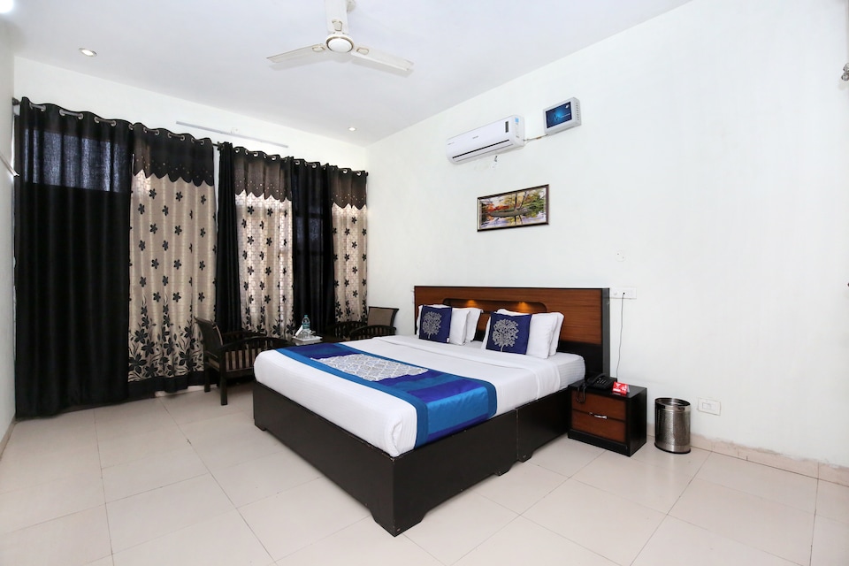 Prop Live in New code - ZKR208, Zirakpur, Zirakpur