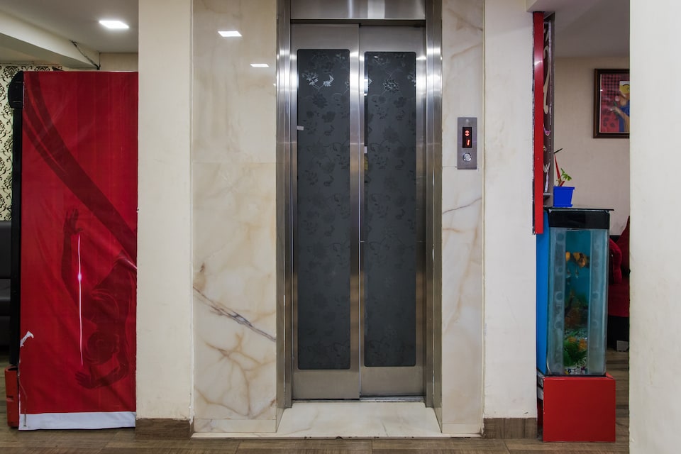 Live on IND614, Vijay Nagar Indore, Indore