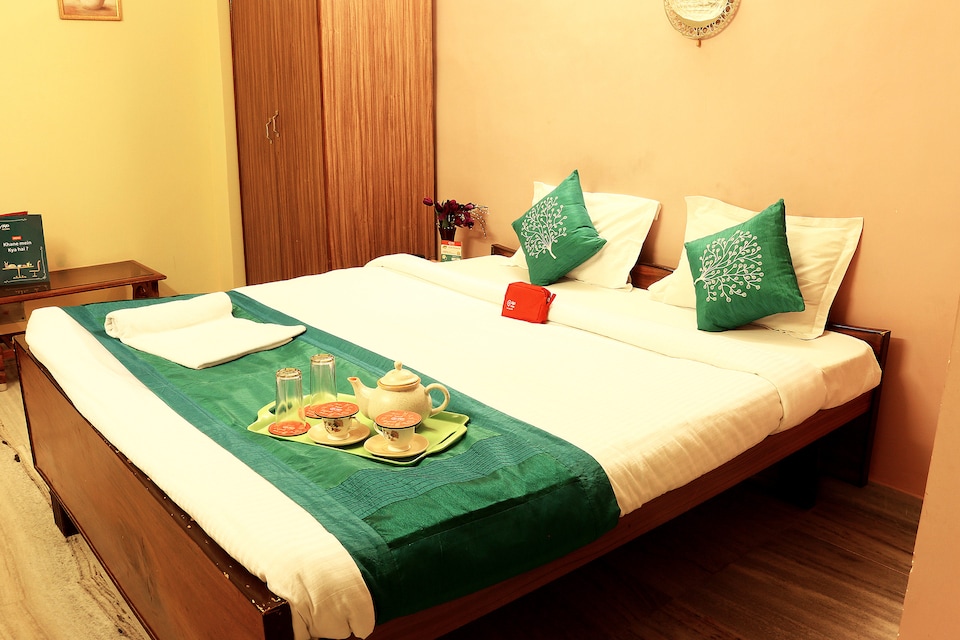 OYO Rooms 057 Kolkata Airport Dum Dum, VIP Road Kolkata, Kolkata