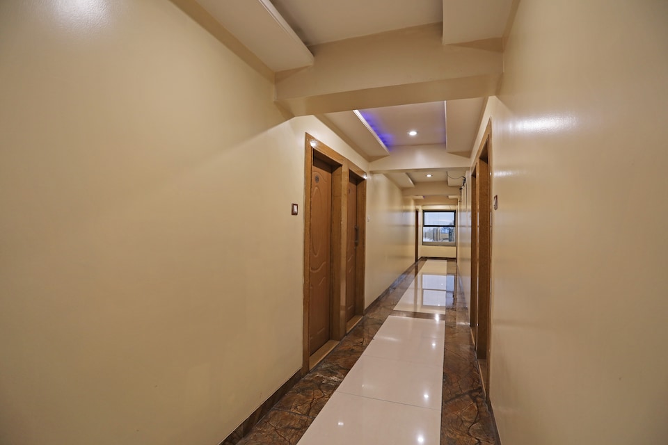 OYO 9195 Hotel Sagar Inn, Hadapsar Pune, Pune