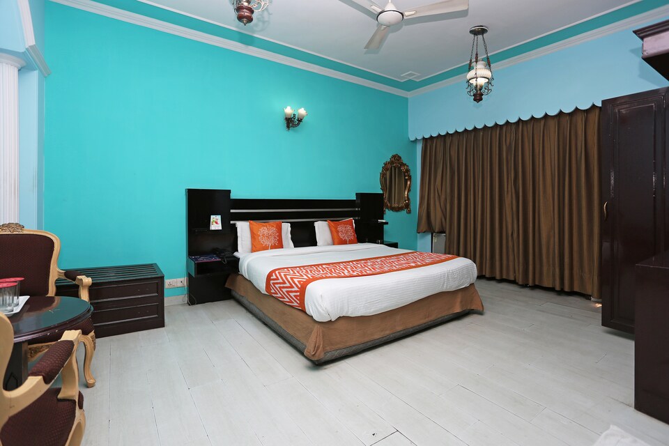 OYO Near Mg Road Near Aravali Biodiversity Park, Cyber City, Gurgaon