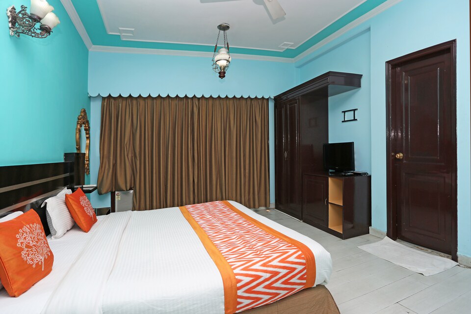 OYO Near Mg Road Near Aravali Biodiversity Park, Cyber City, Gurgaon