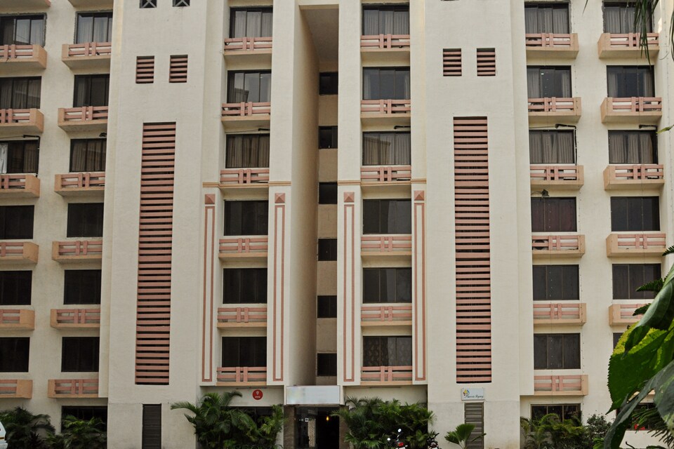 OYO 1243 Hotel Reeva Suites, Shirdi, Shirdi