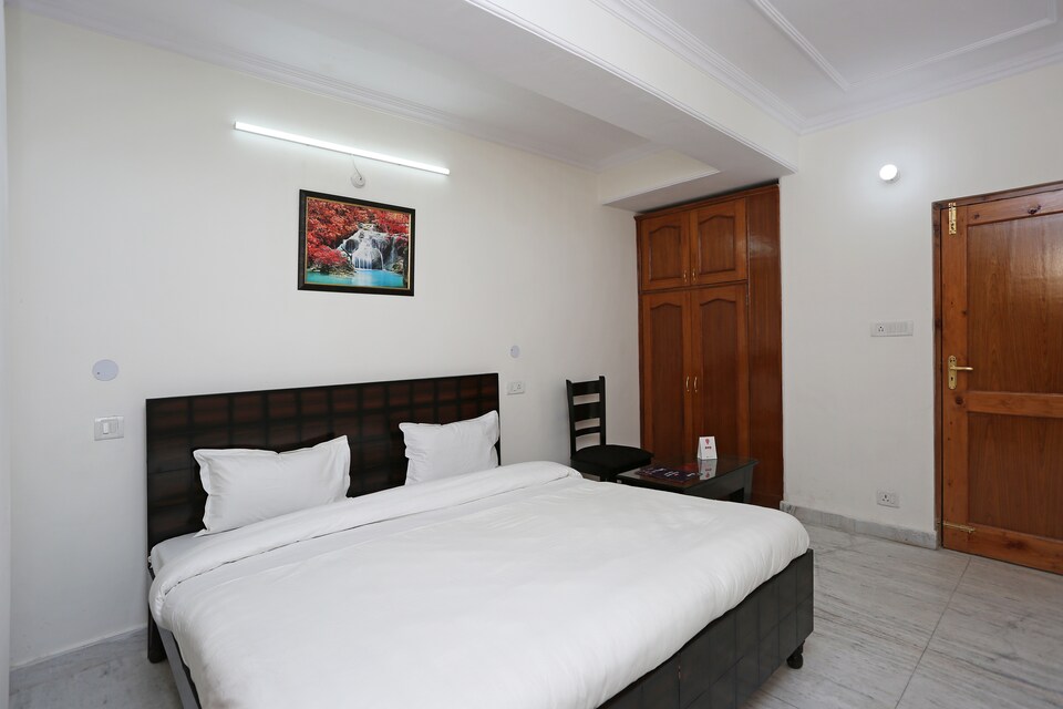 OYO 9103 Home 4BHK Pinewood Valley, Chotta Shimla, Shimla