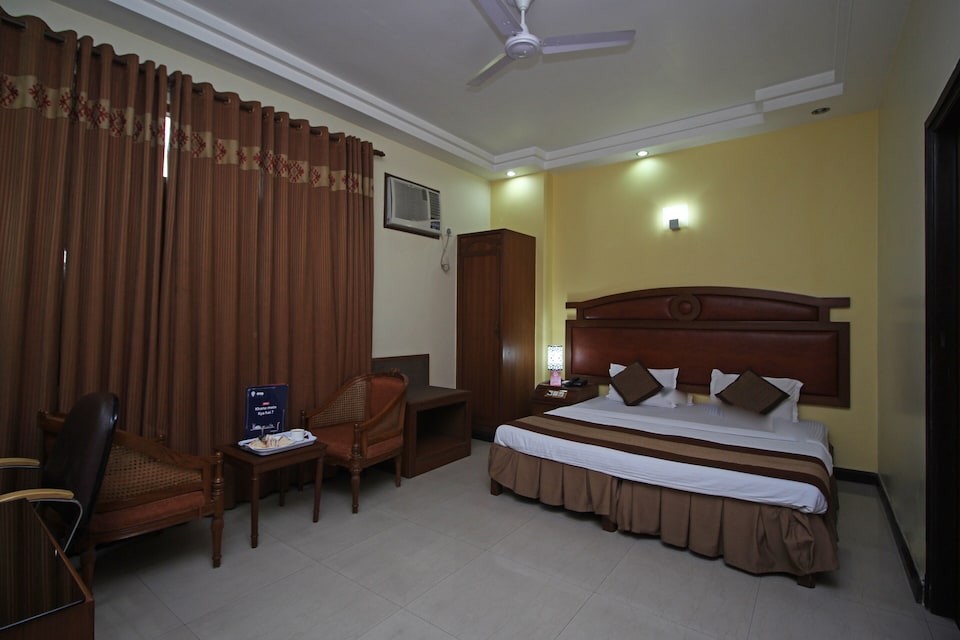 Super Hotel O The Vagmi - Paradise, Cyber City, Gurgaon