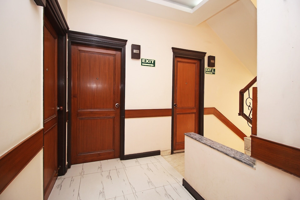 Super Hotel O The Vagmi - Paradise, Cyber City, Gurgaon