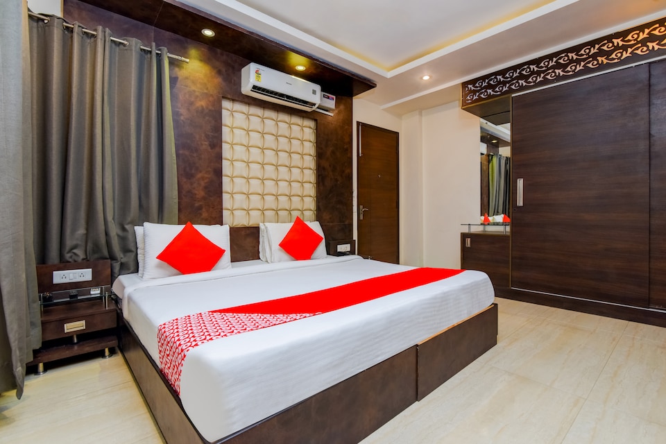 OYO Flagship 757 Golf Course Road, Golf Course Road, Gurgaon