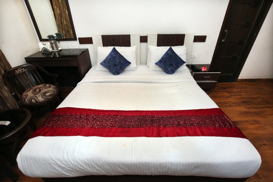 OYO Flagship 113 Golden Temple Road, Golden Temple Road Amritsar, Amritsar