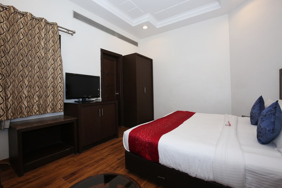 OYO Flagship 113 Golden Temple Road, Golden Temple Road Amritsar, Amritsar