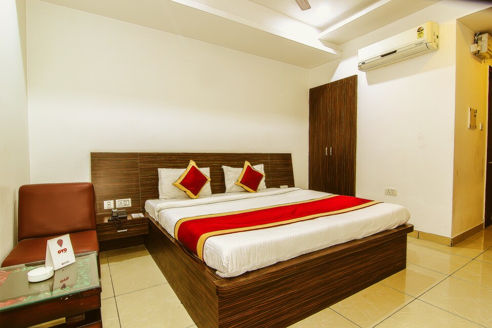 OYO 6804 होटल बुद्ध रेजीडेंसी, Hazratganj Lucknow, लखनऊ