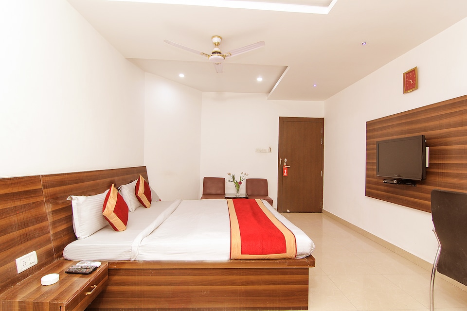 OYO 6804 होटल बुद्ध रेजीडेंसी, Hazratganj Lucknow, लखनऊ