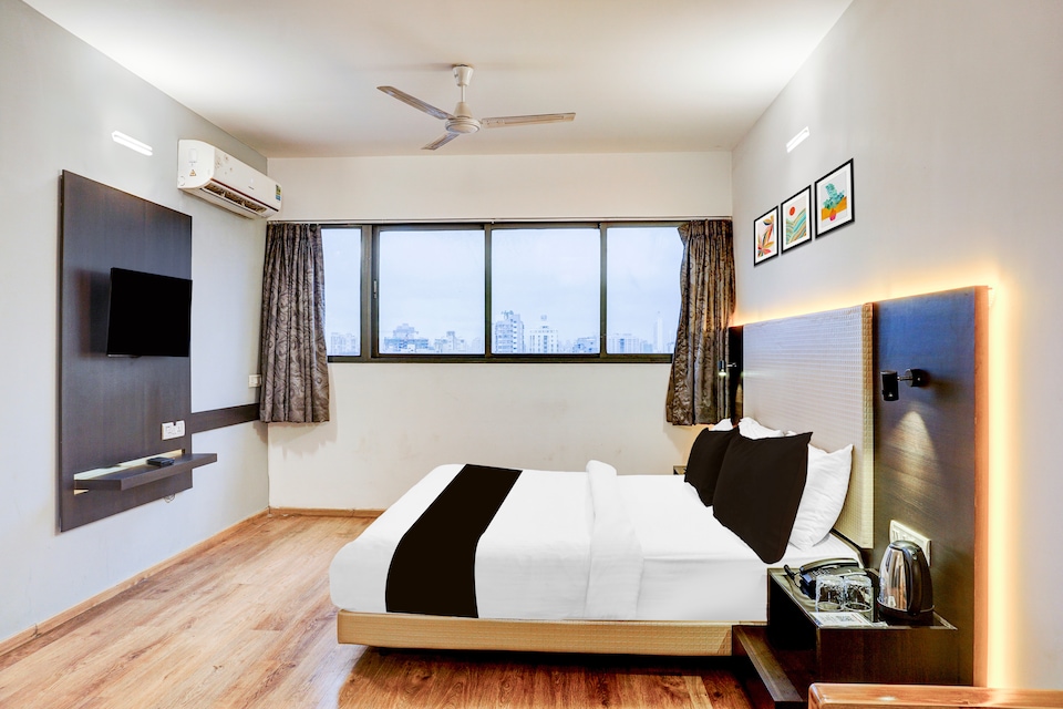Super Townhouse Bombay Exhibition Centre Goregaon, Mumbai BCEC, Mumbai