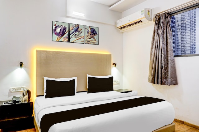 Townhouse Bombay Exhibition Centre Goregaon