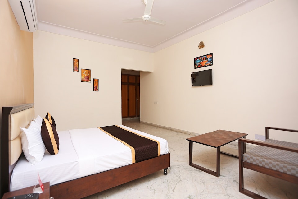 OYO 6708 Holiday Heaven Resort, Mansarovar, Jaipur