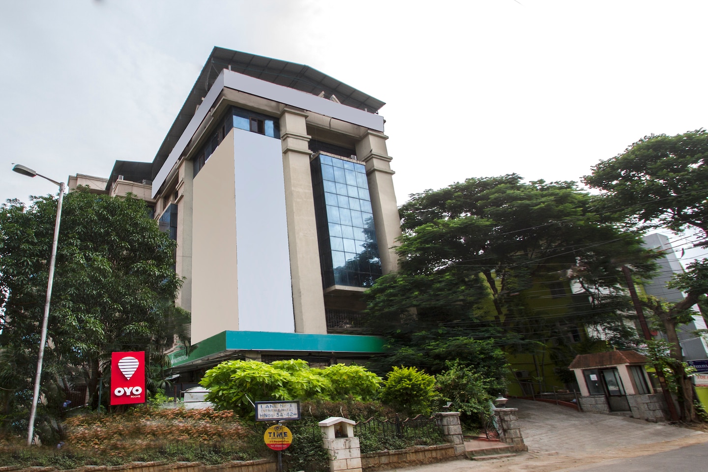 Oyo 9303 Celebrity Skyhy Rooms Hyderabad Hotel Reviews Oyo 9303 Celebrity Skyhy Rooms 1