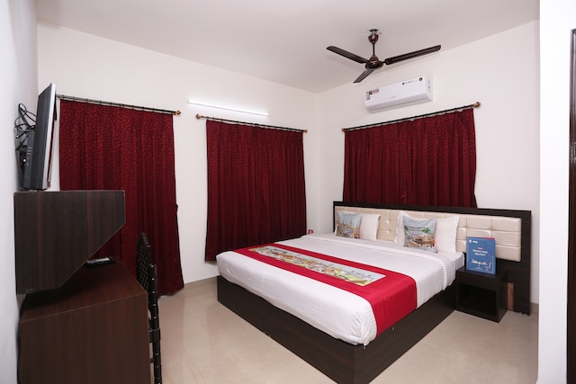 OYO Kolkata Residency Near Rdb Cinemas