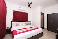 OYO Kolkata Residency Near Rdb Cinemas