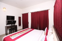 OYO Kolkata Residency Near Rdb Cinemas