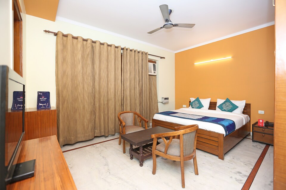 live on grg2834, Medanta, Gurgaon