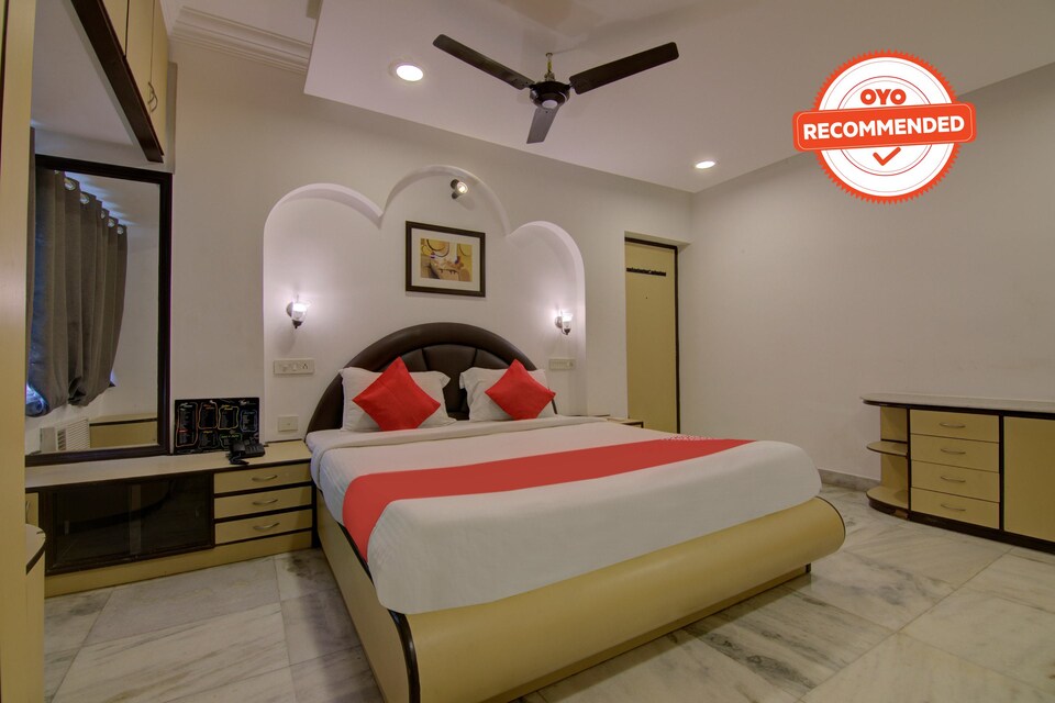 Flagship Nungambakkam Near Sathyam Cinemas, Nungambakkam Chennai, Chennai