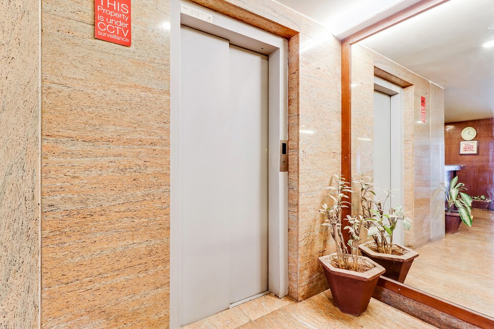 OYO 372 Orange Tree Residency, Indiranagar Extension Bangalore, Bangalore