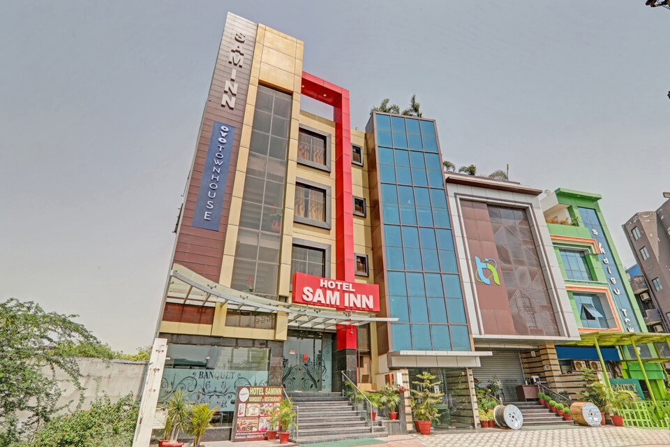 OYO Townhouse 6844 Sam Inn, Gomti Nagar Lucknow, लखनऊ