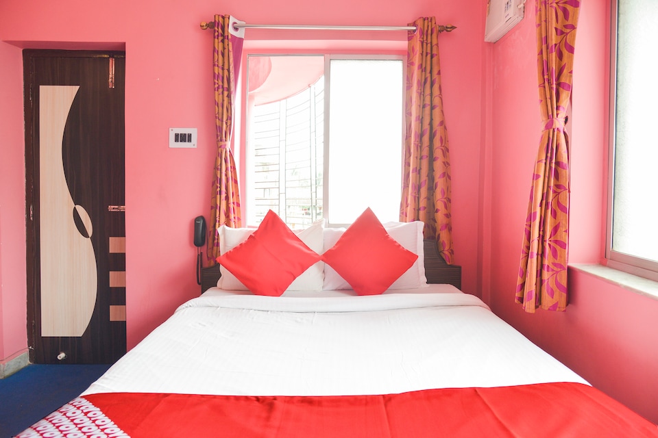 OYO 9312 Bharat Apartment, Ruby Hospital Kolkata, Kolkata