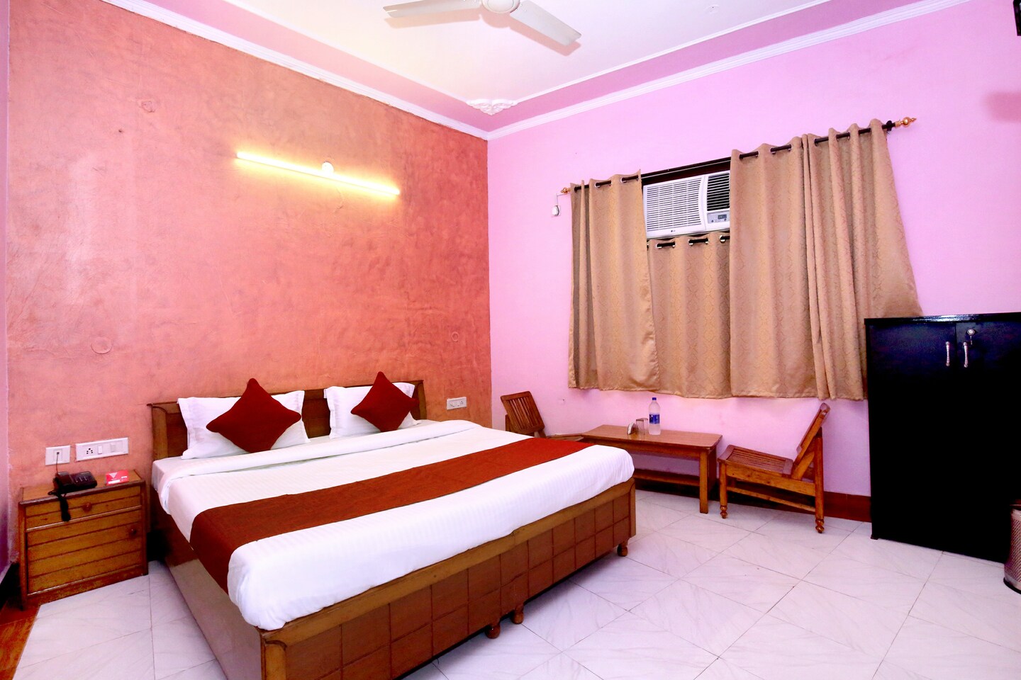 OYO 9229 GMG Hotel Chandigarh - Chandigarh Hotel Reviews, Photos