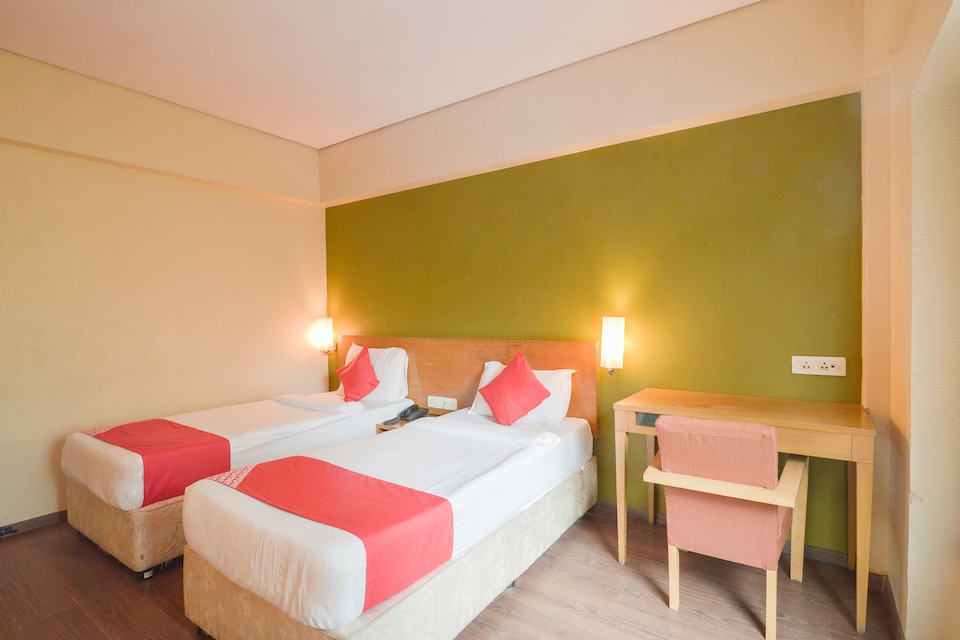 OYO Flagship 584 Santacruz East, Mumbai Bandra-Khar-Santacruz, Mumbai