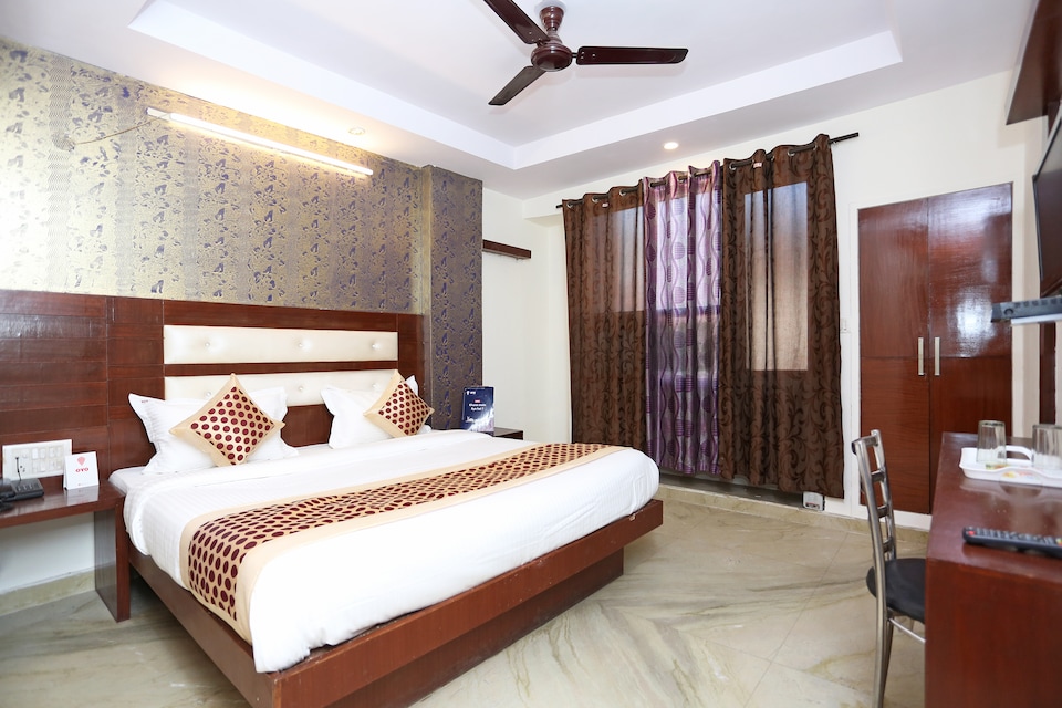 OYO Hotel Repose Villa Near Gurudwara Shri Bangla Sahib, Paharganj Delhi, Delhi