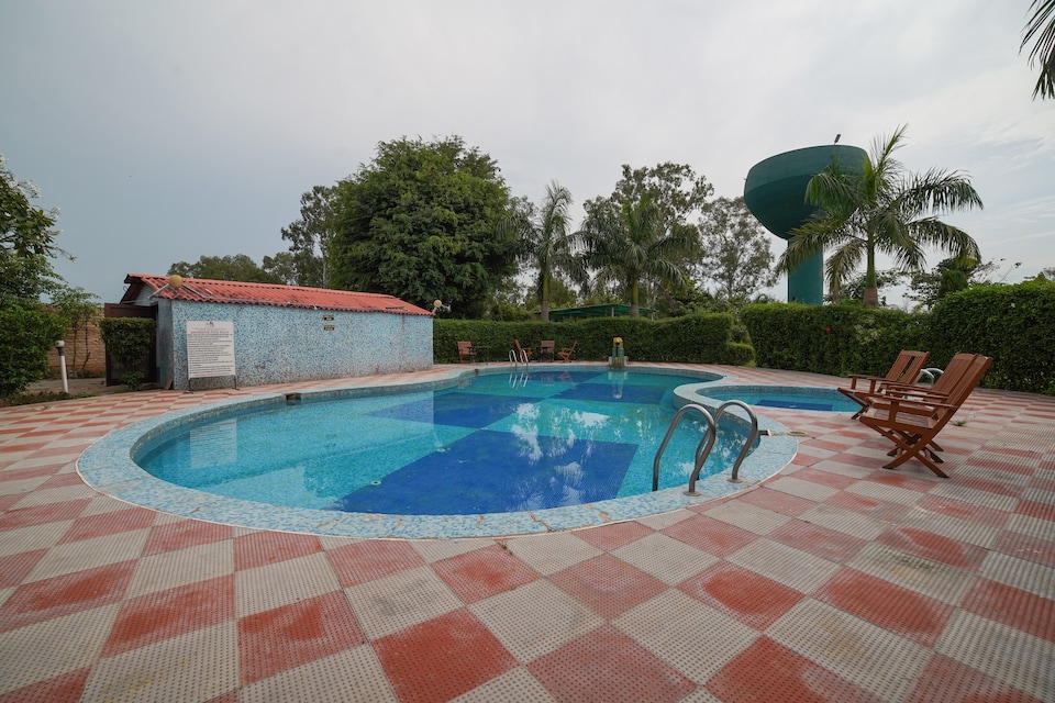 OYO Corbett Jungle Holiday Resort, Bailparao Ramnagar, Corbett-Ramnagar