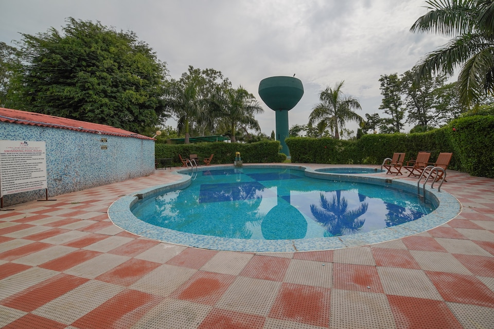 OYO Corbett Jungle Holiday Resort, Bailparao Ramnagar, Corbett-Ramnagar
